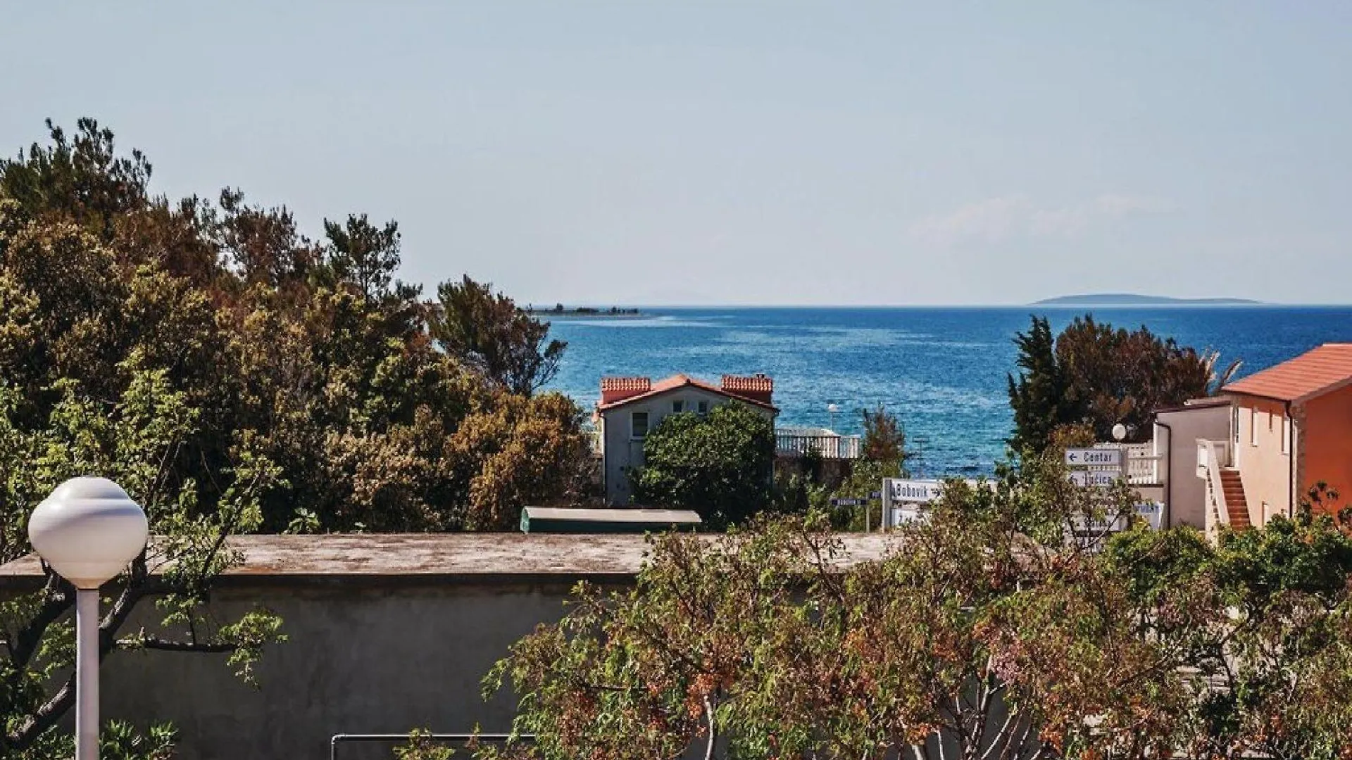 Apartments Hak - Two Bedroom Apartment With Terrace And Sea View فير